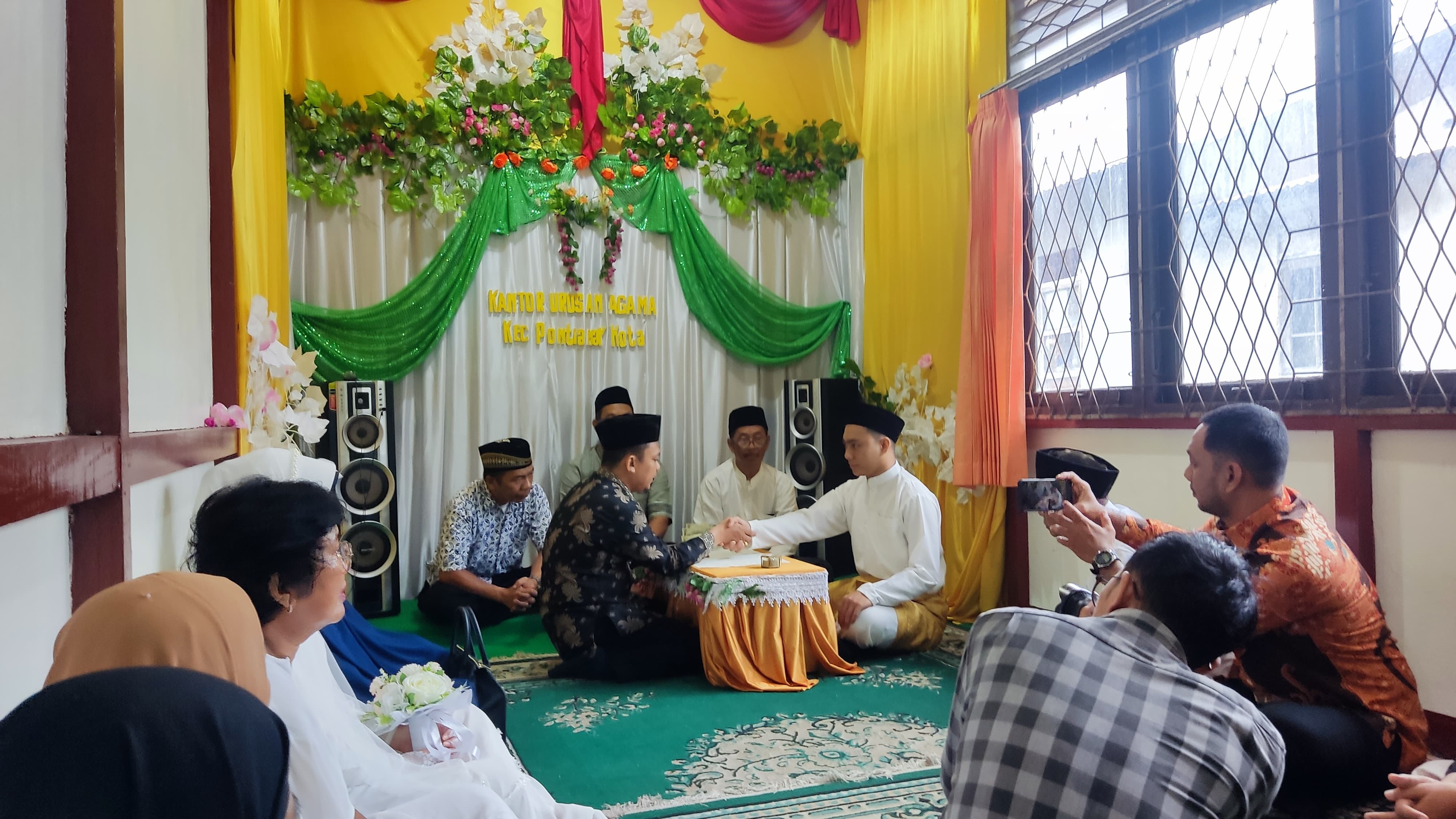 Menemukan Kedamaian di Tengan Kesibukan: Mengurus izin nikah di Kantor Urusan Agama Kecamatan Pontianak Kota