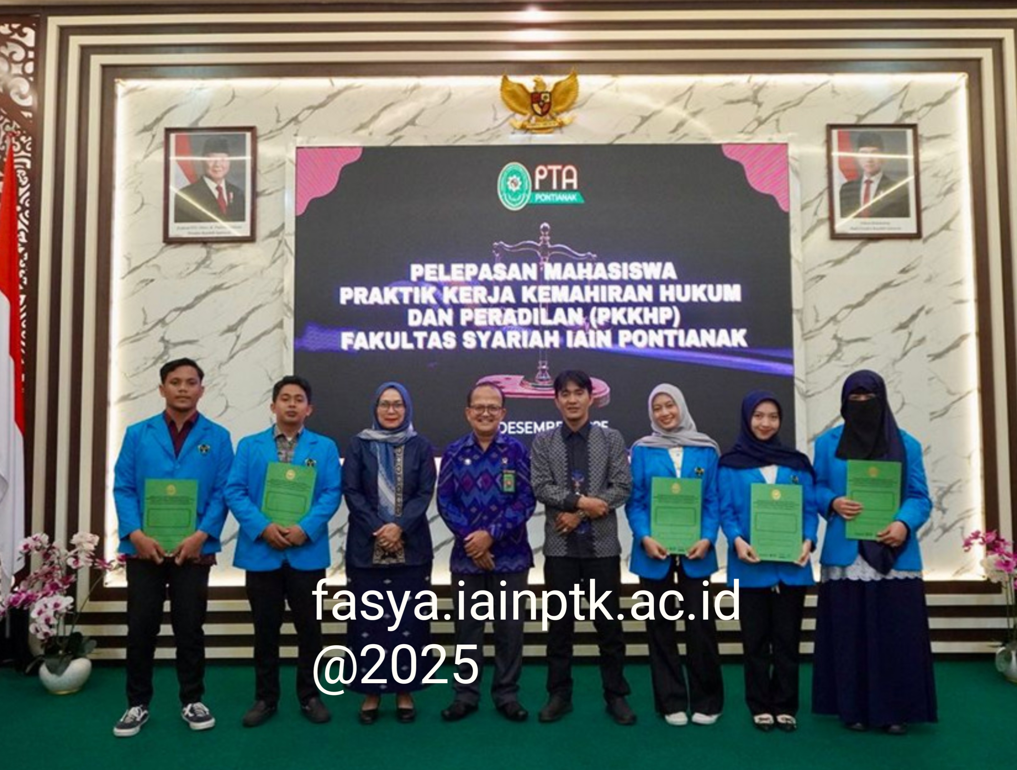 Fakultas Syariah IAIN Pontianak Tarik Lima Mahasiswa Magang di PTA Pontianak dan Sampaikan Apresiasi serta Harapan Kolaborasi Lebih Optimal