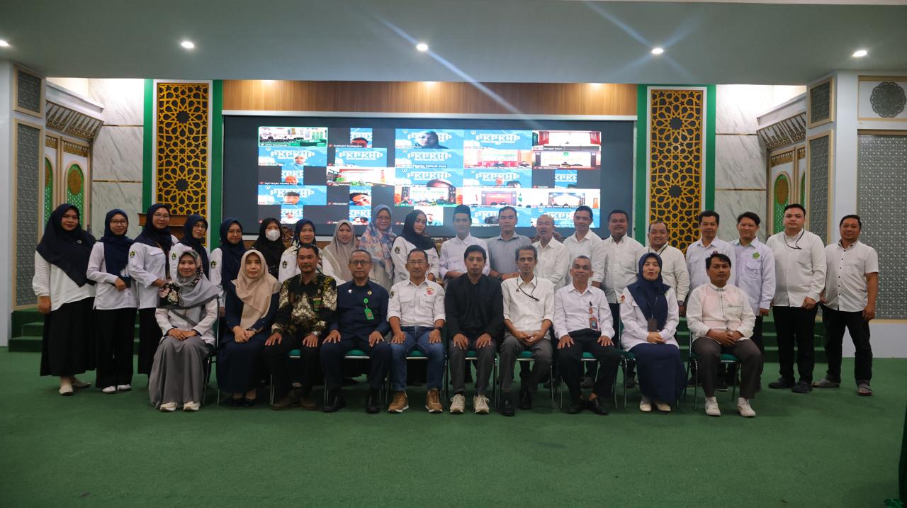 Fakultas Syariah IAIN Pontianak Gelar Pembukaan dan Pembekalan Praktik Kerja Pengabdian Kemahiran Hukum dan Peradilan (PKPKHP) 2026  