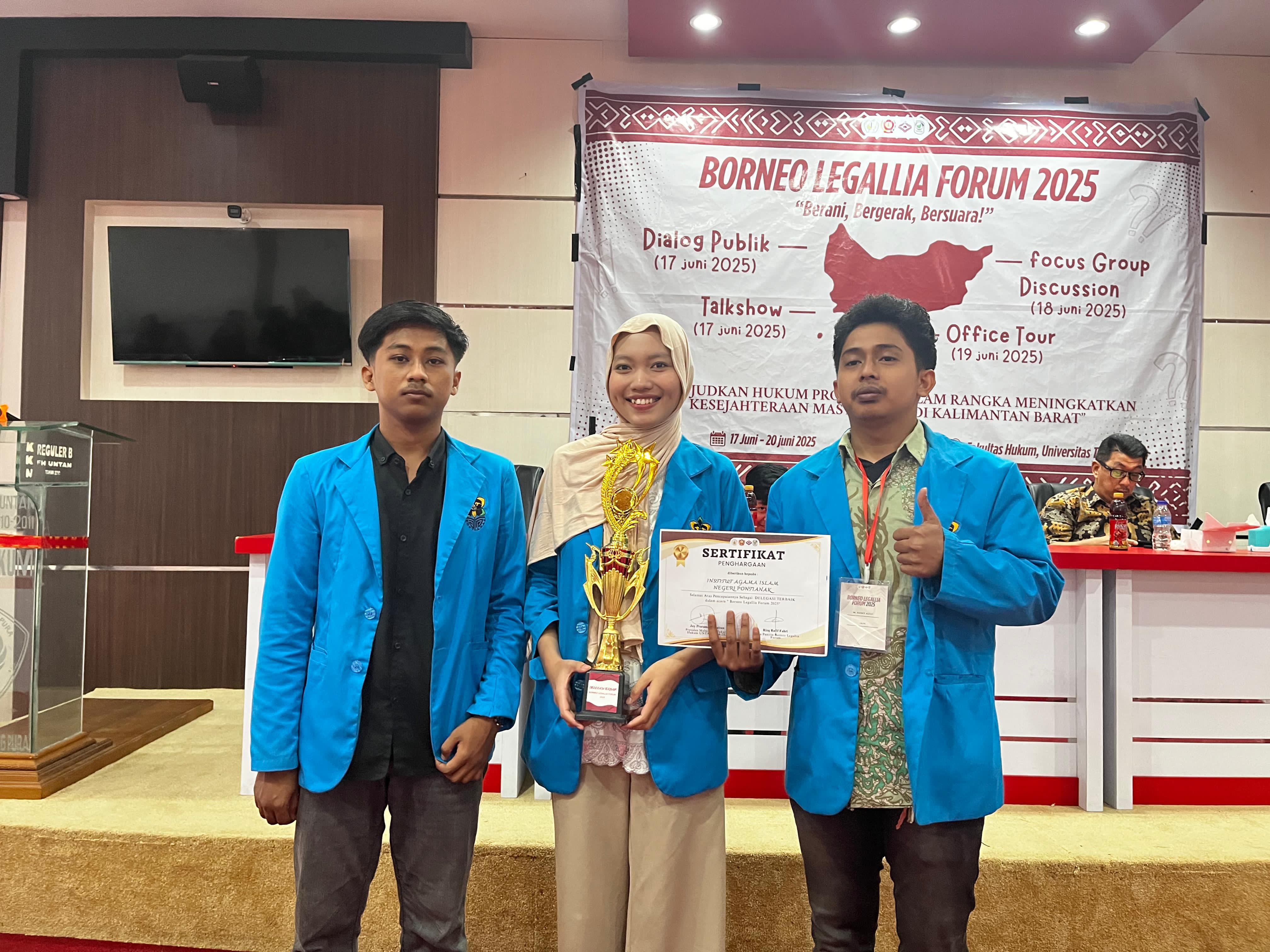 Fakultas Hukum Universitas Tanjungpura (Untan) suskes menyelenggarakan Borneo Legalilia Forum