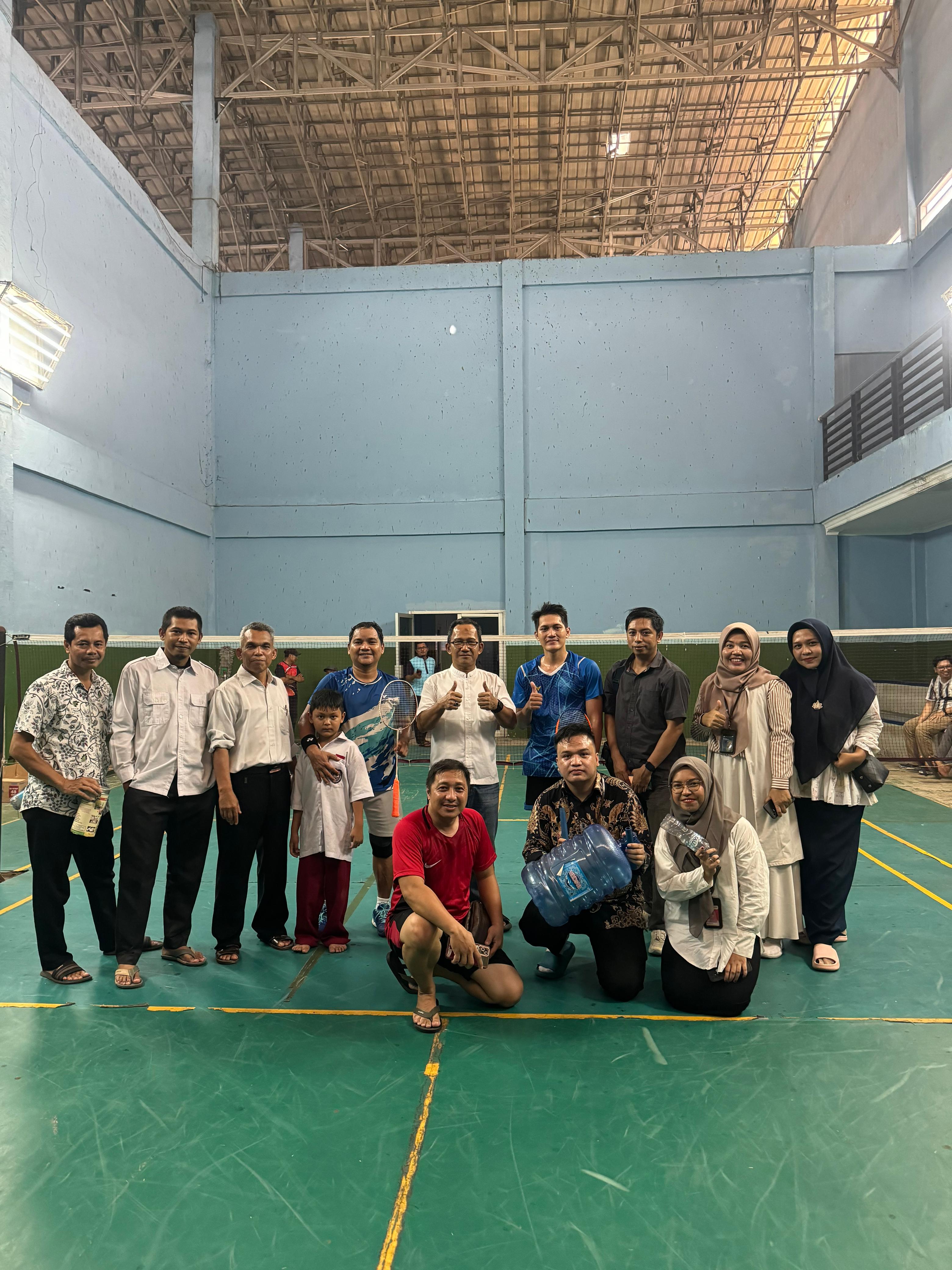 FASYA Benamkan Asa FEBI Pada Laga Final Lomba Badminton Semarak 55 Tahun IAIN Pontianak