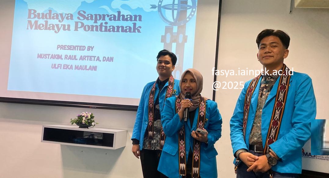 Tiga Mahasiswa Fakultas Syariah IAIN Pontianak Lestarikan Budaya Saprahan di Unimas Malaysia